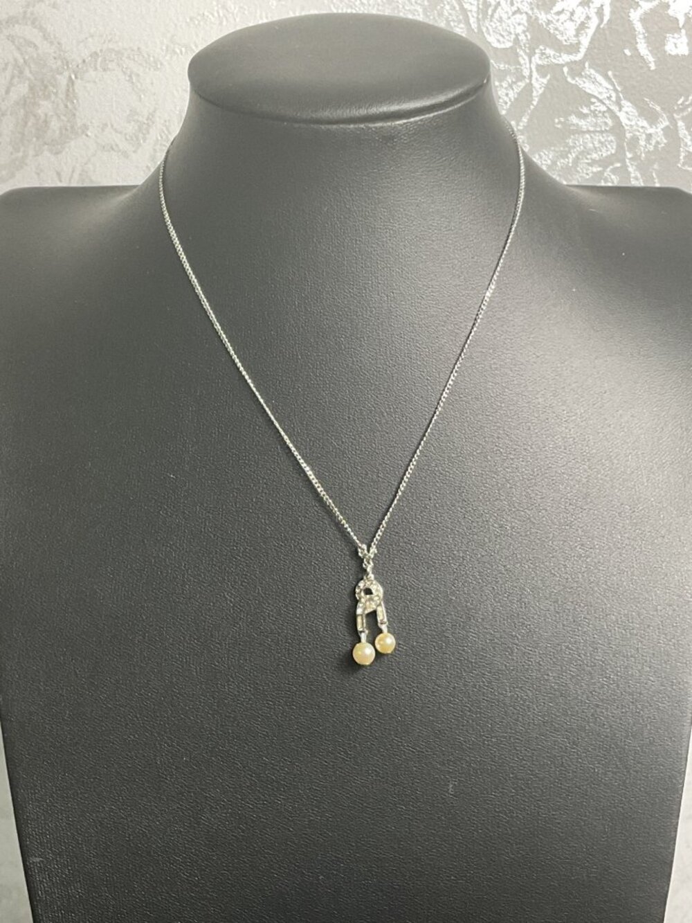 Vtg Trifari Rhinestone Pearl Musical Note Pendant Necklace Coquette Whimsigoth